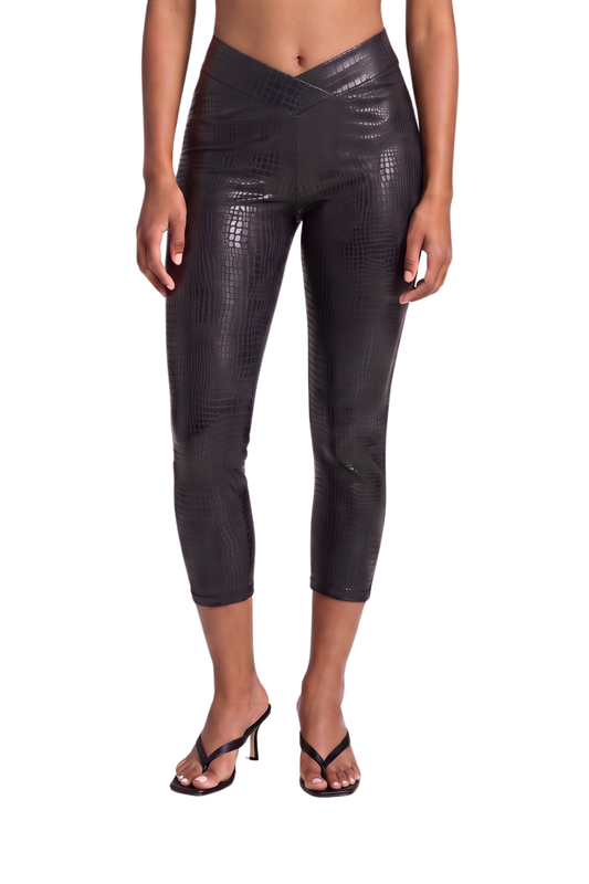 Croc Contour Capri Leggings